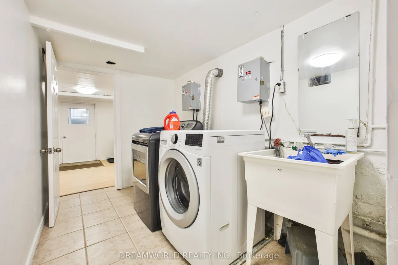 403 Northcliffe Boulevard — photo 37