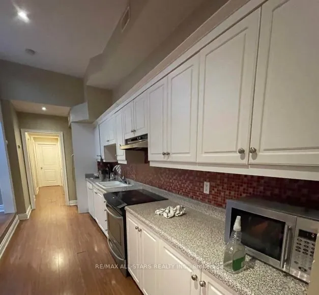 243 Lippincott Street — photo 3