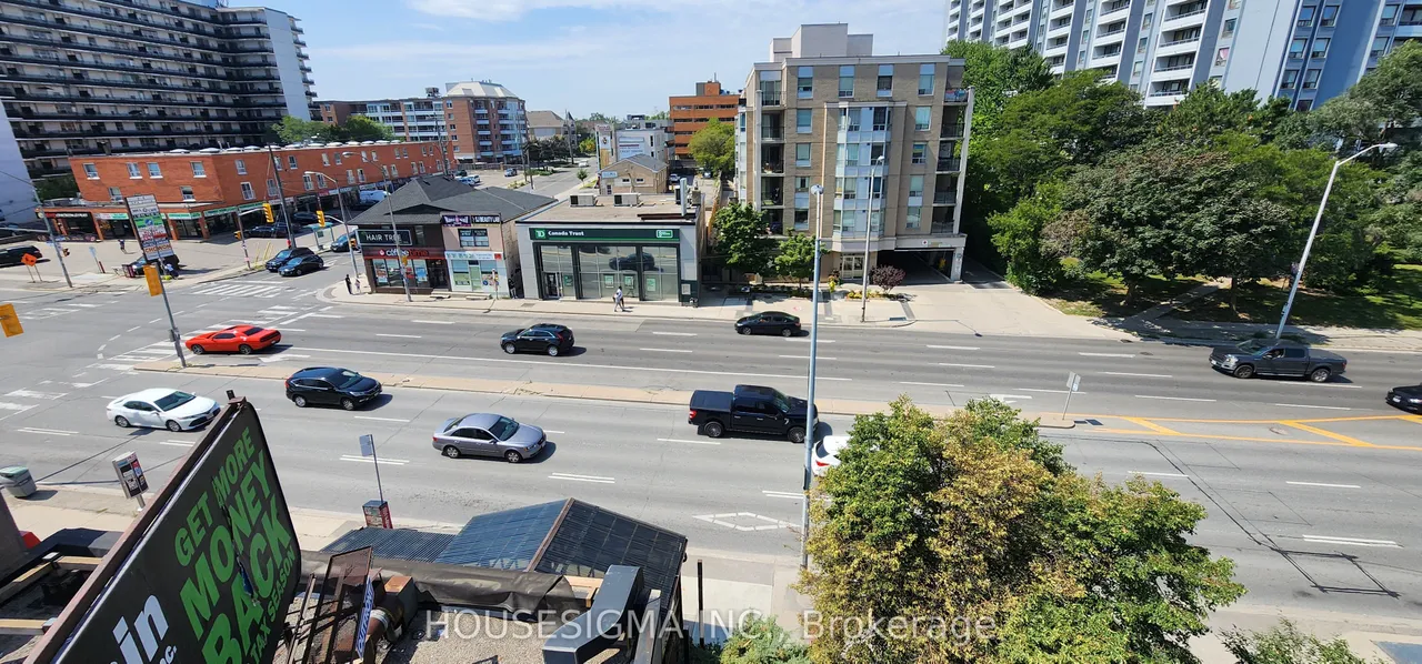 5949 Yonge Street — photo 18
