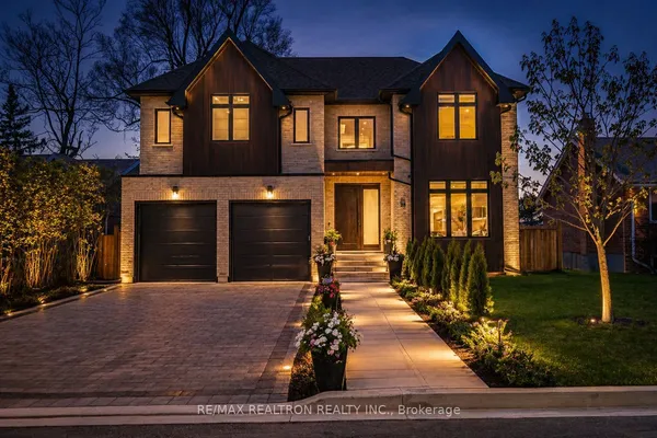 28 Ternhill Crescent — photo 2