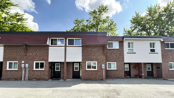 57 Godstone Road — photo 2
