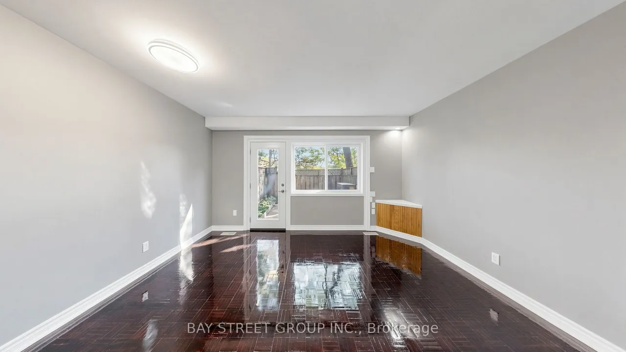 57 Godstone Road — photo 3