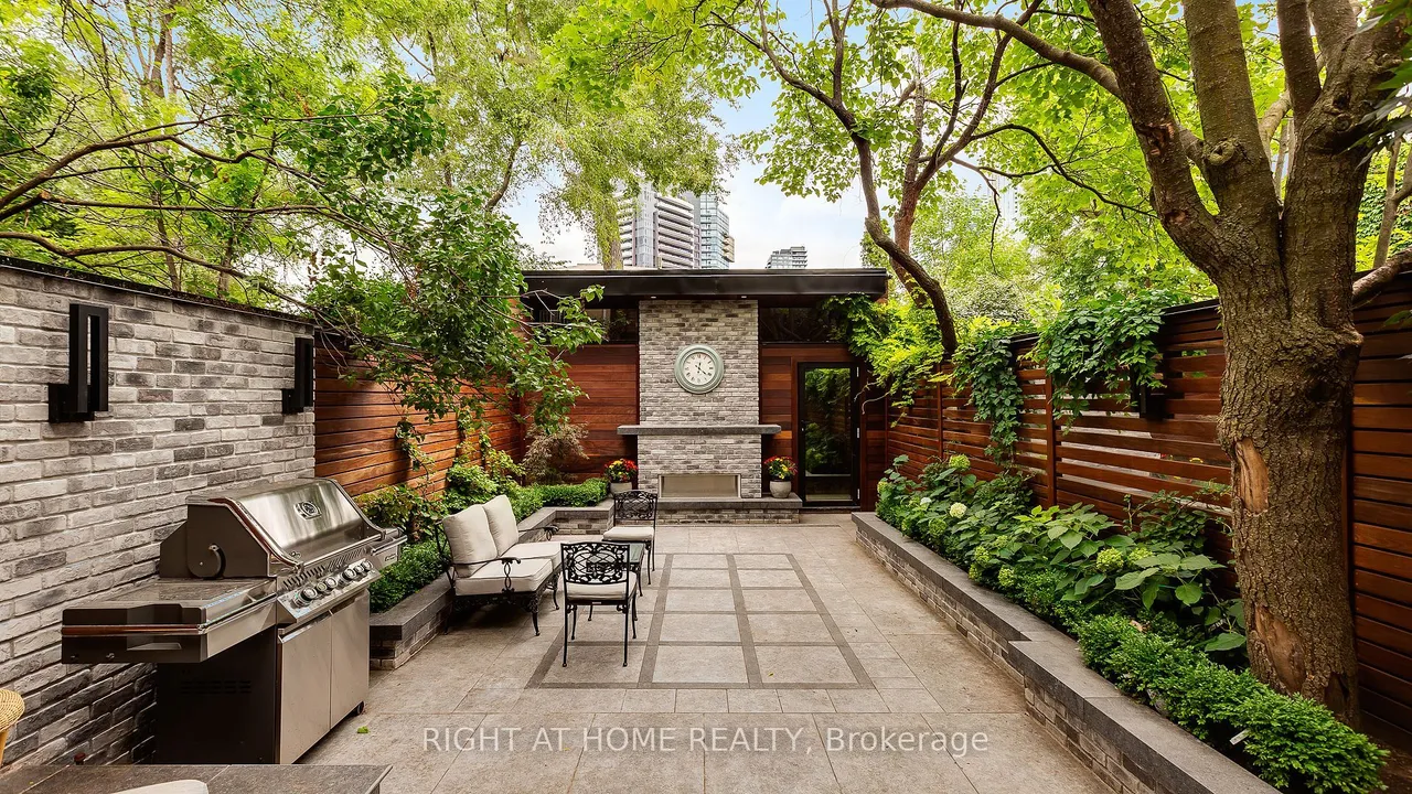53 Hazelton Avenue — photo 48