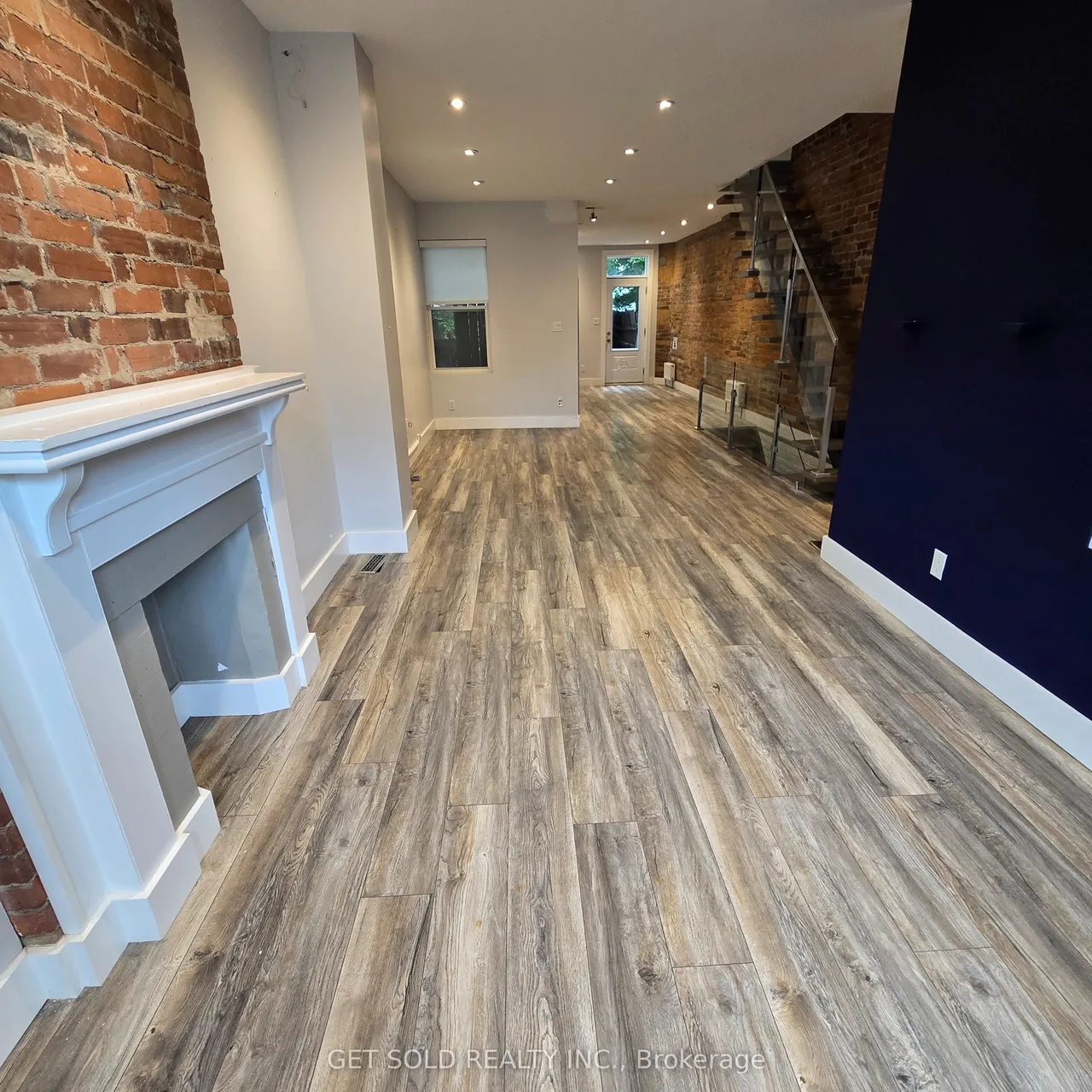 348 Dupont Street — photo 2