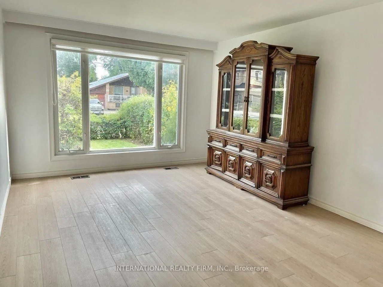 198 Waterloo Avenue — photo 3