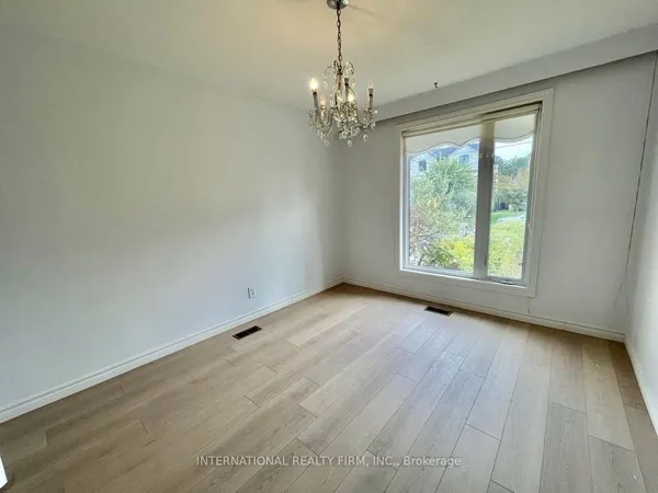 198 Waterloo Avenue — photo 2