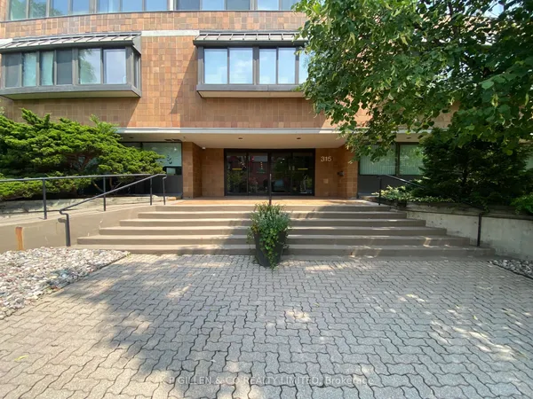 315 Avenue Road — photo 2