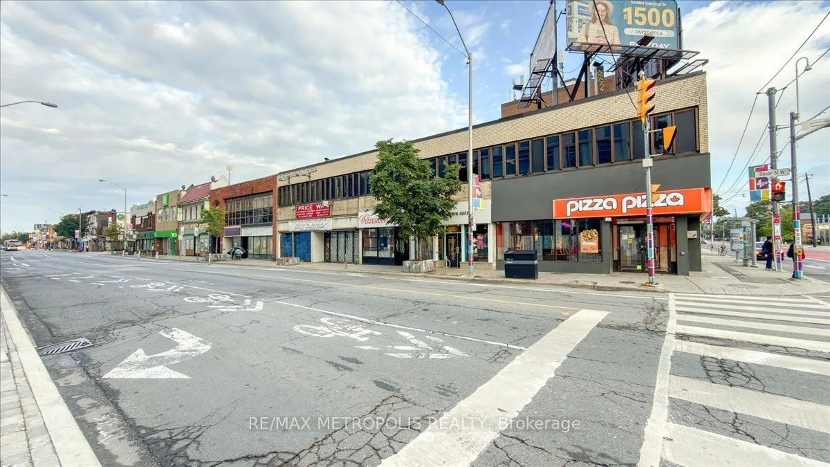 558 BLOOR ST Street — photo 3