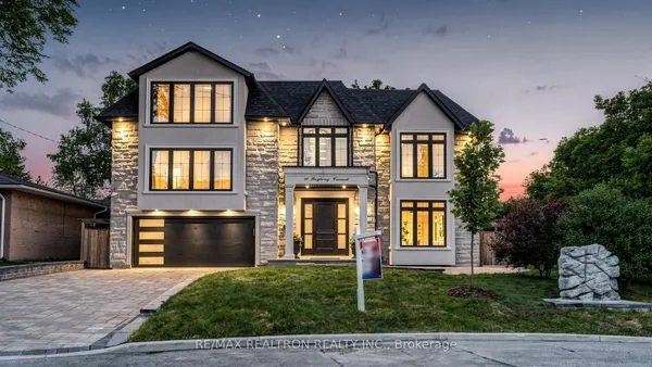 10 Bayberry Crescent
