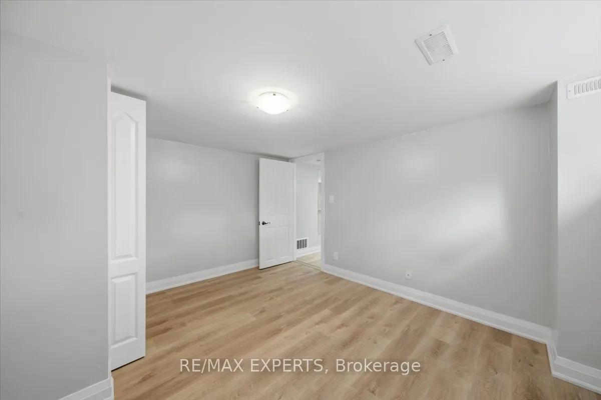 51 Clifton Avenue — photo 19