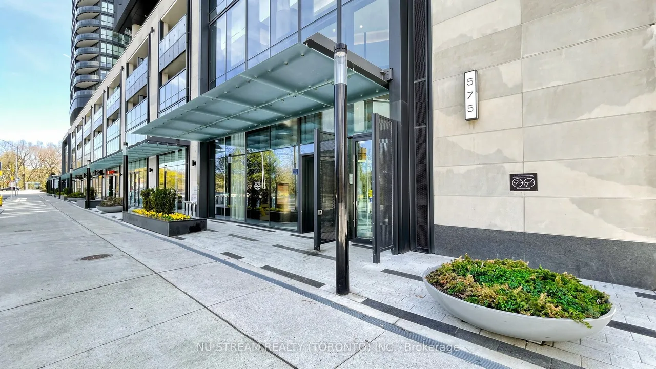575 Bloor Street E — photo 2