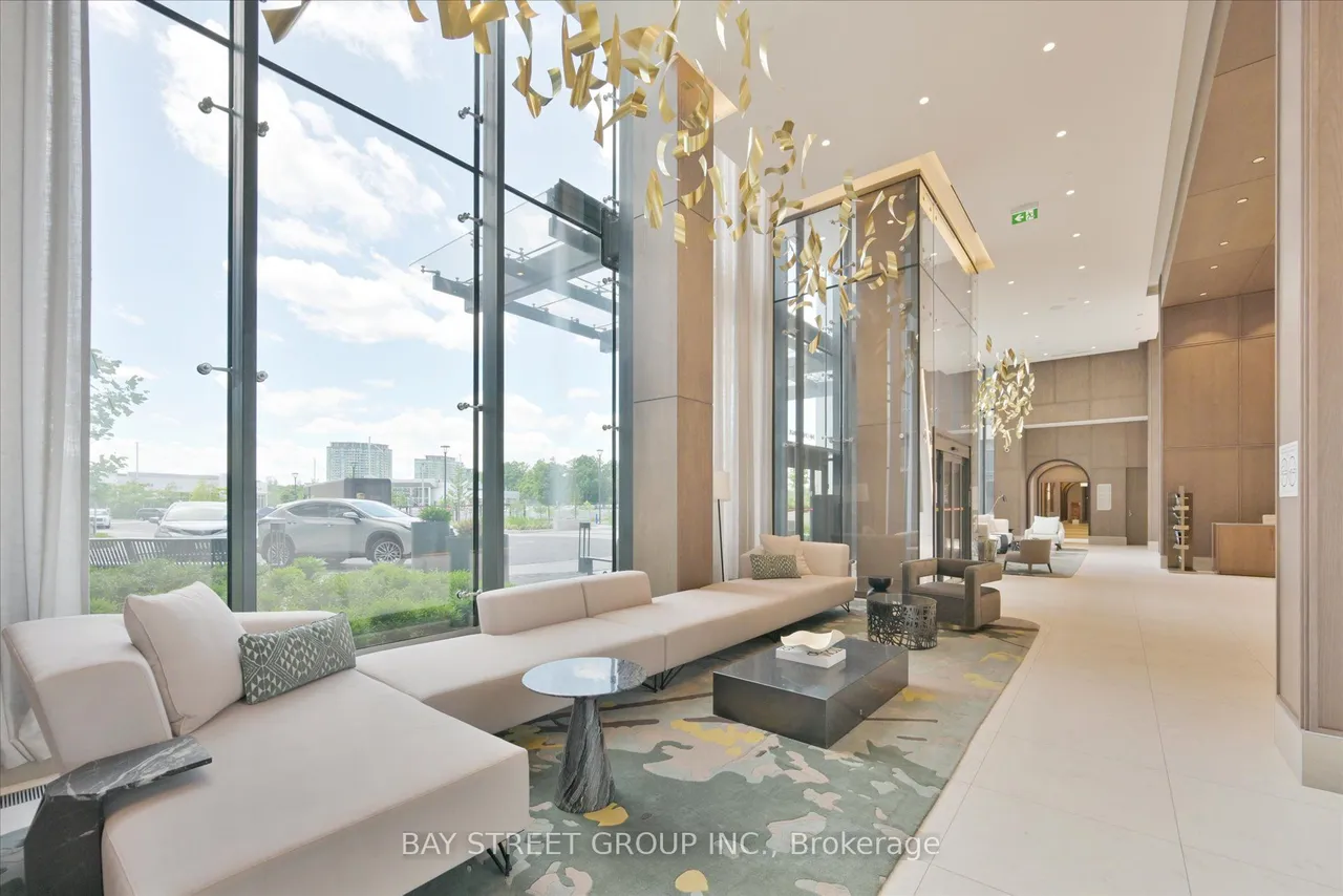 30 Inn On The Park Drive — photo 3