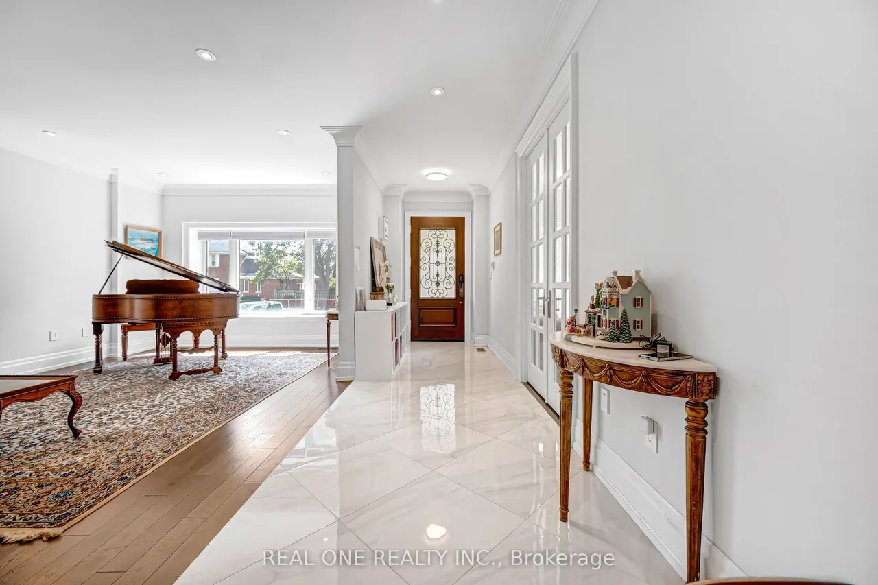 100 Ridelle Avenue — photo 3