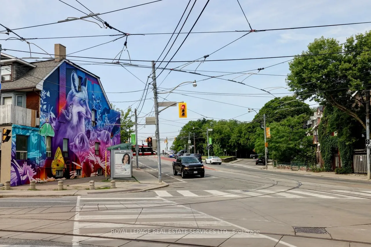 234 Lansdowne Avenue — photo 50