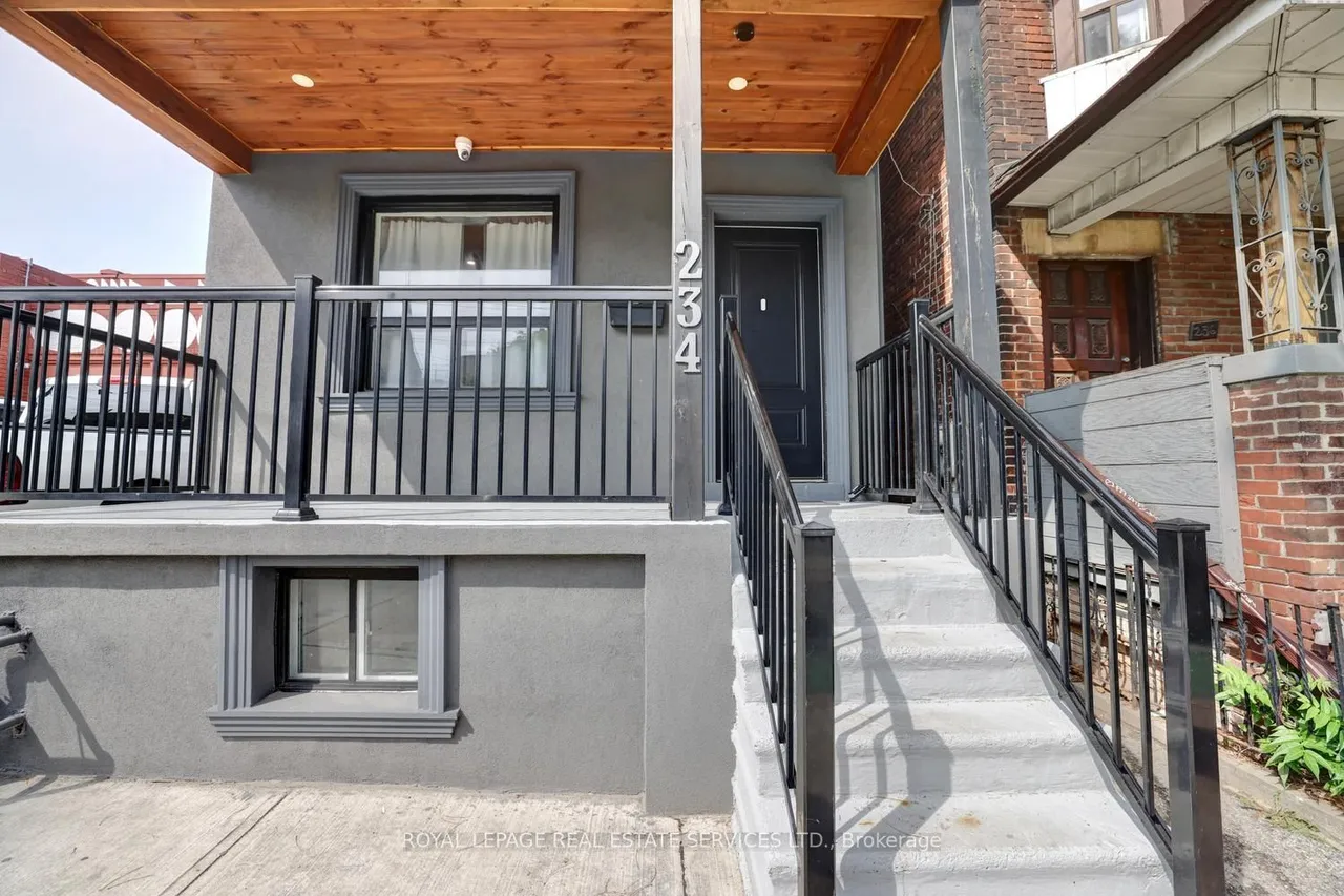 234 Lansdowne Avenue — photo 2
