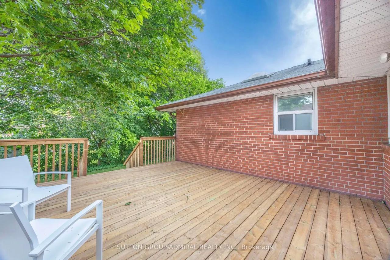 138 Kennard Avenue — photo 40