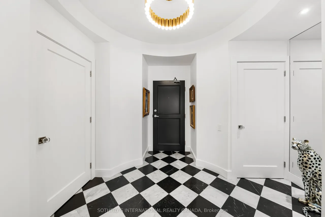 20 Scrivener Square — photo 3