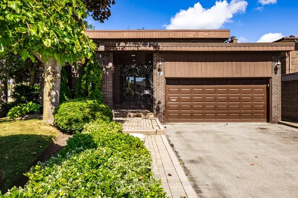 30 Coreydale Court — photo 2