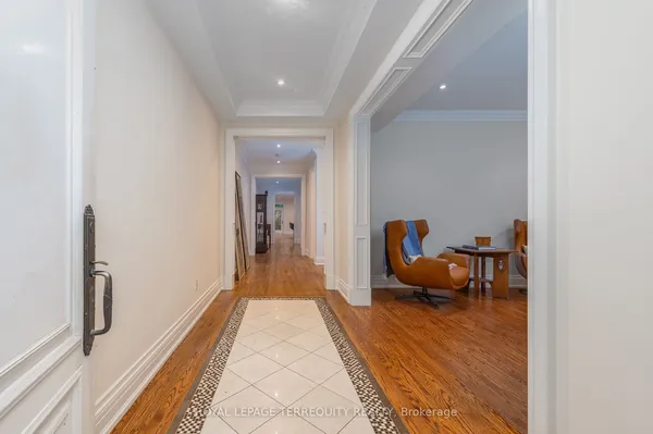 329 Walmer Road — photo 2