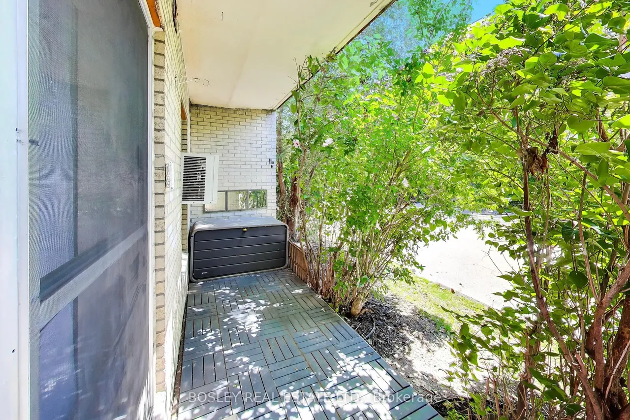 1690 Victoria Park Avenue — photo 20