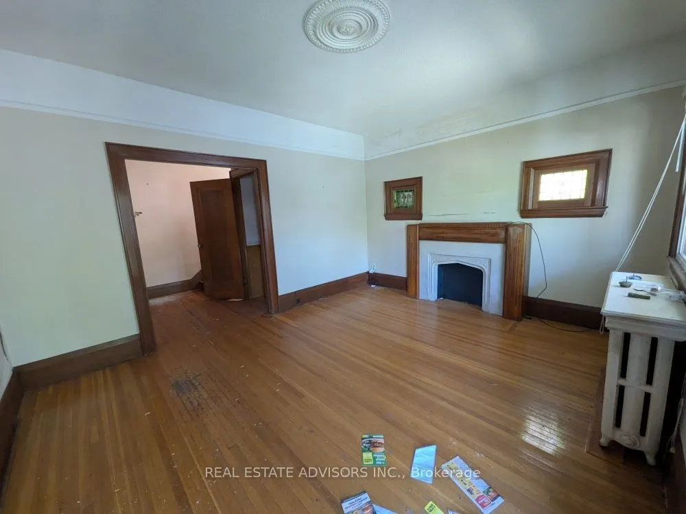 61 Greensides Avenue — photo 3