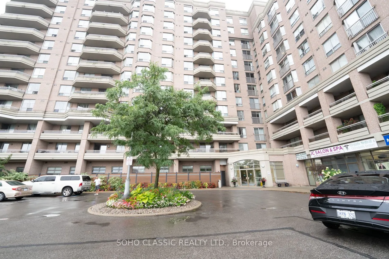 1700 Eglinton Avenue E