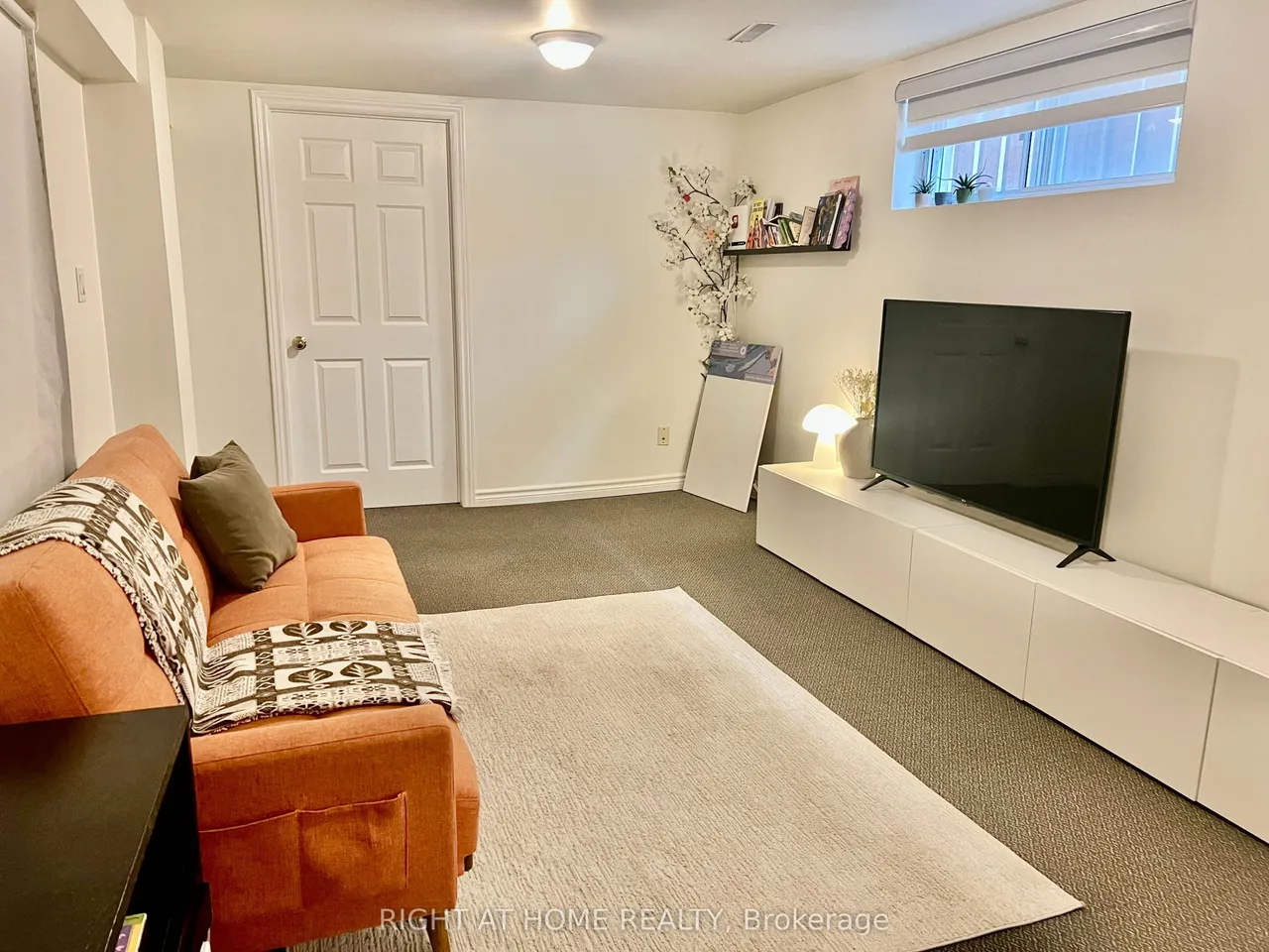 28 Gorman Park Road — photo 3