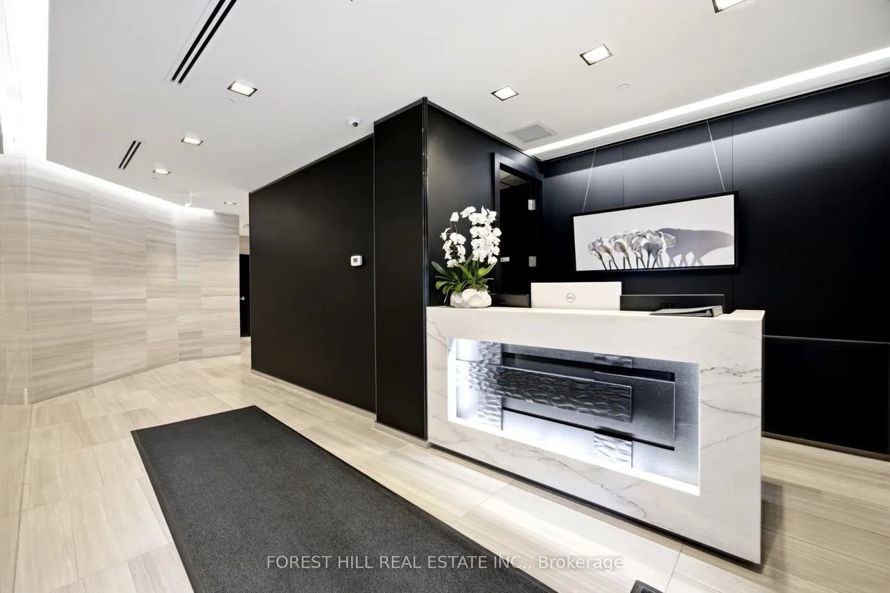 36 Hazelton Avenue — photo 3
