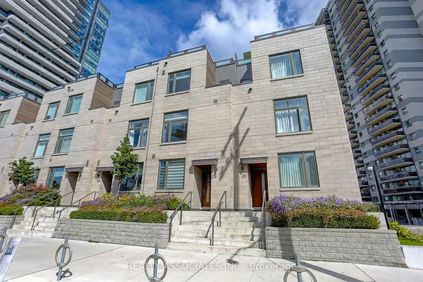 270 Davenport Road — photo 2