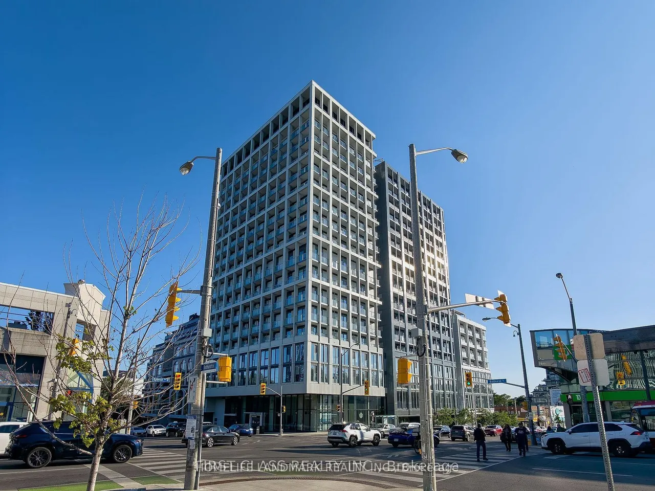 2020 Bathurst Street — photo 17