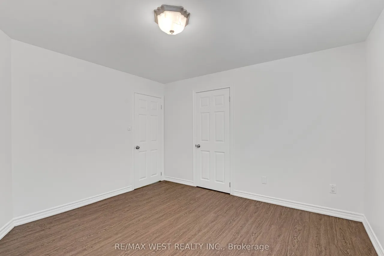 177 Searle Avenue — photo 12