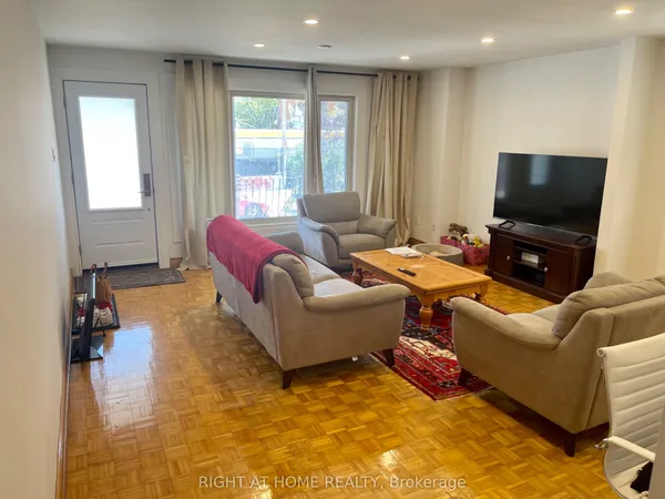 40 Bellevue Avenue — photo 2