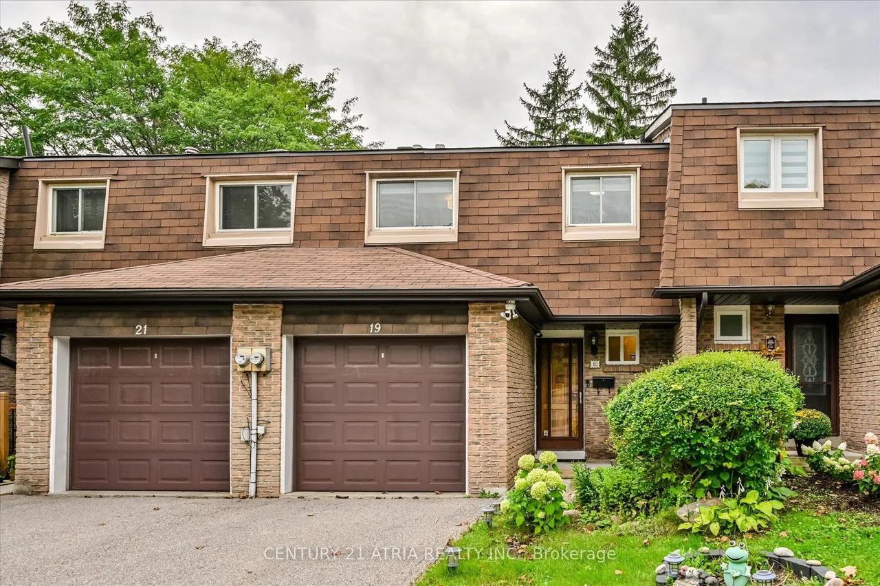 19 Aspenwood Drive — photo 2