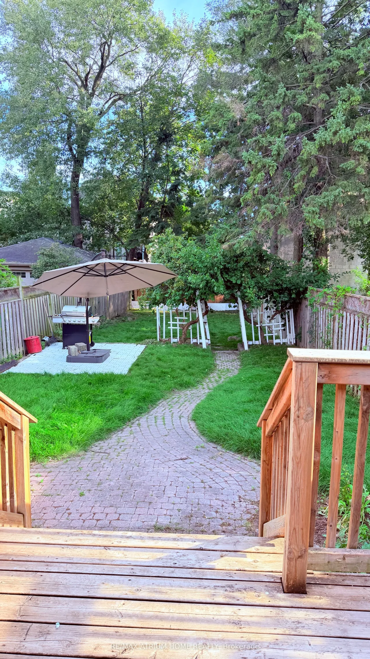 361 Fairlawn Avenue — photo 3