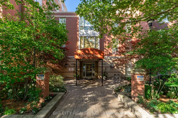 455 Rosewell Avenue