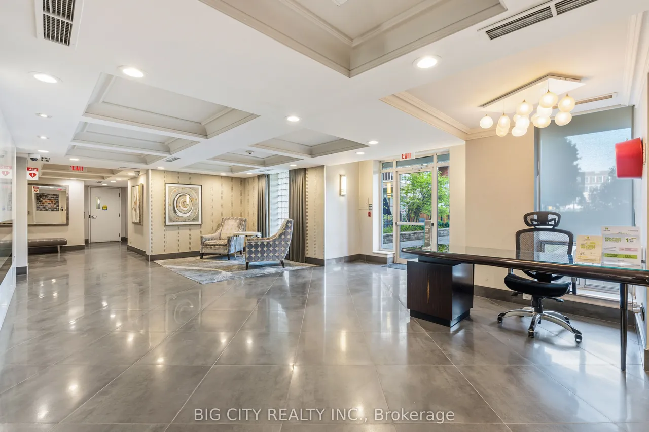 455 Rosewell Avenue — photo 2
