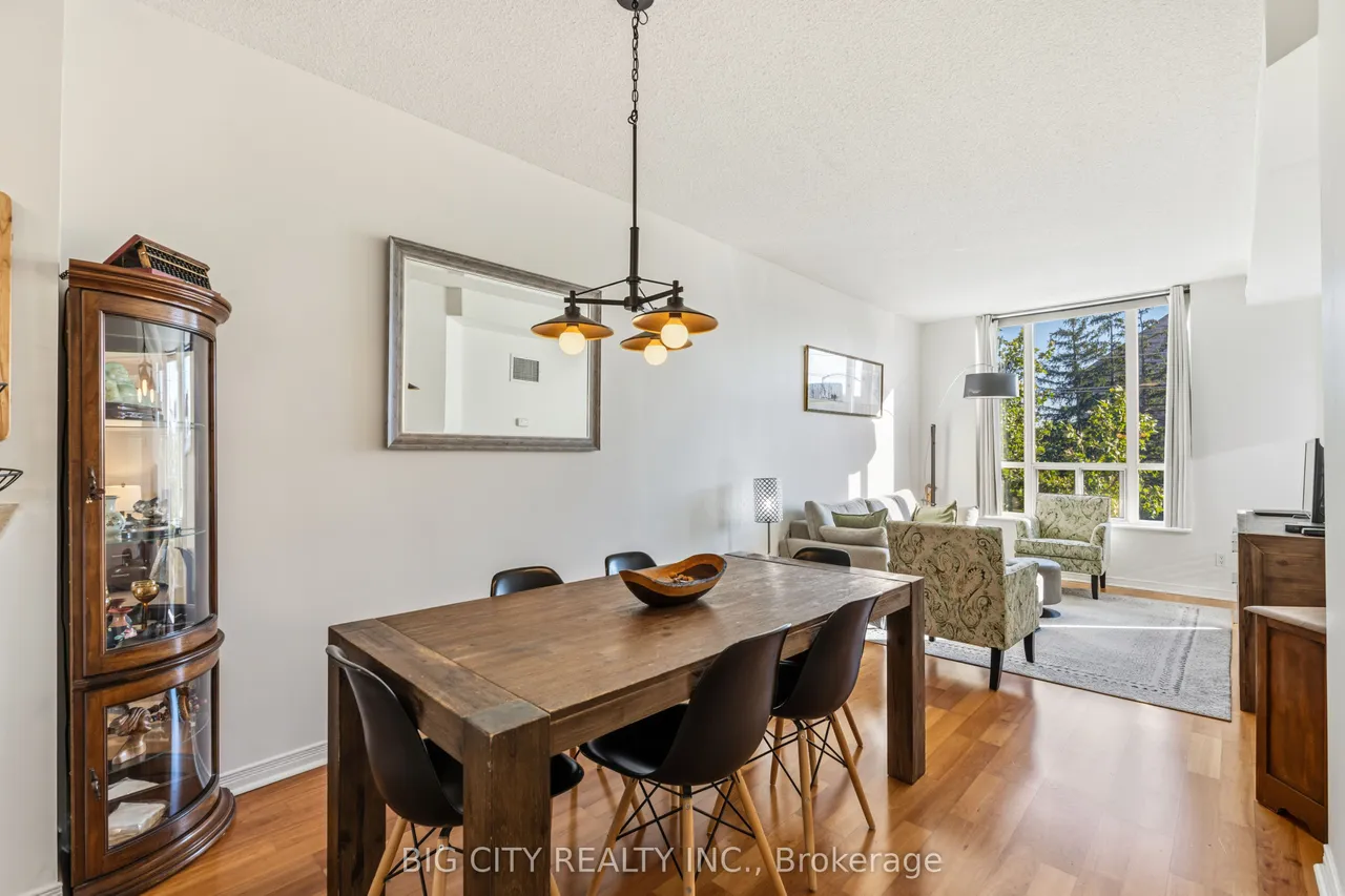 455 Rosewell Avenue — photo 3
