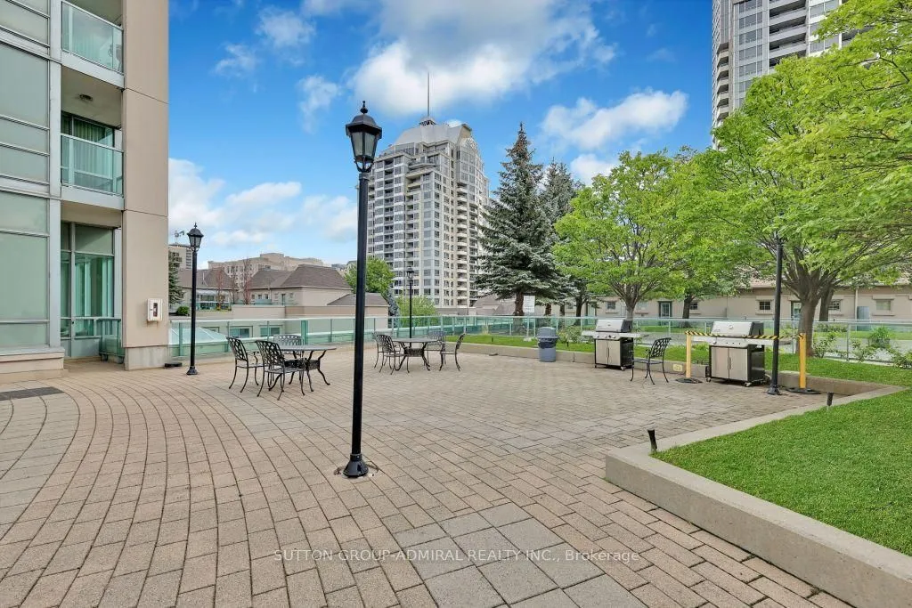 38 Kenaston Gardens — photo 26