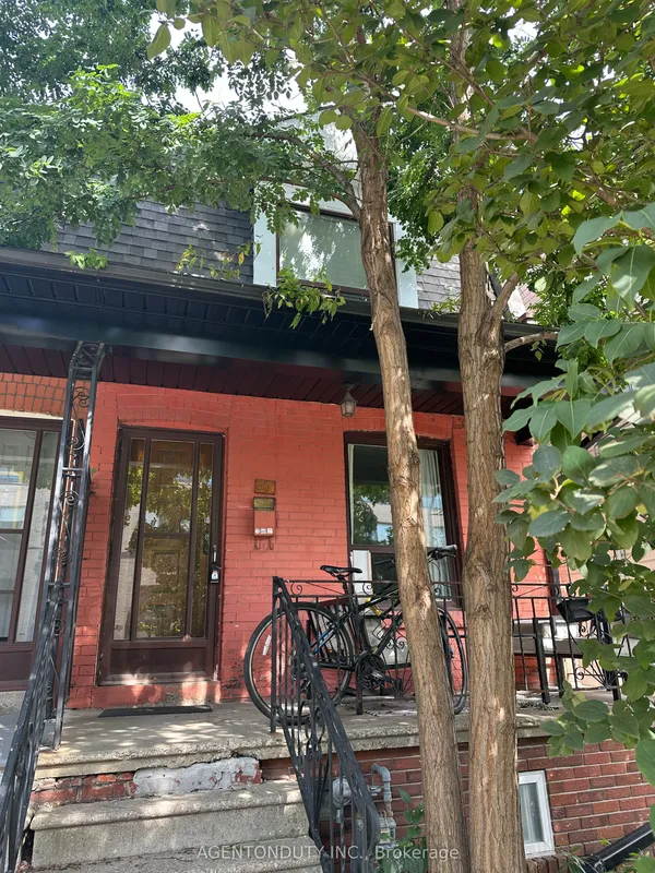 51 Perth Avenue