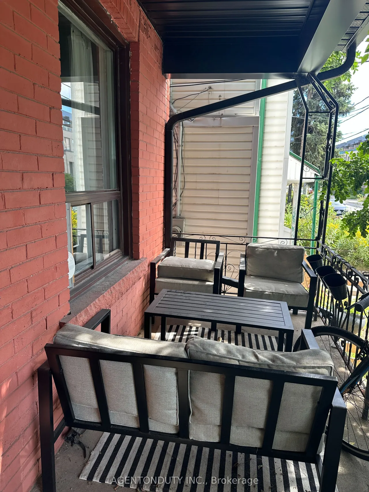 51 Perth Avenue — photo 2