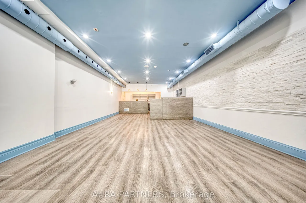 3187 Yonge Street — photo 3