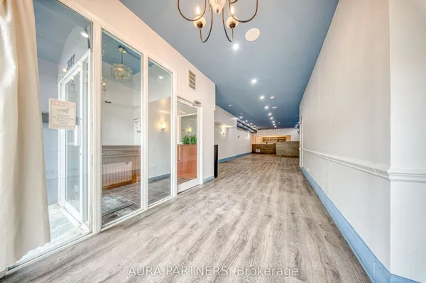 3187 Yonge Street — photo 2