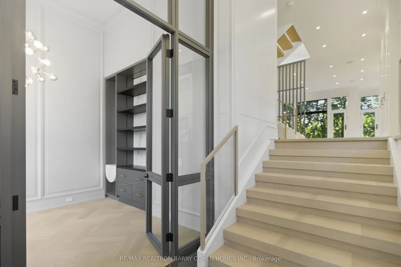 14 Glen Cedar Road — photo 3