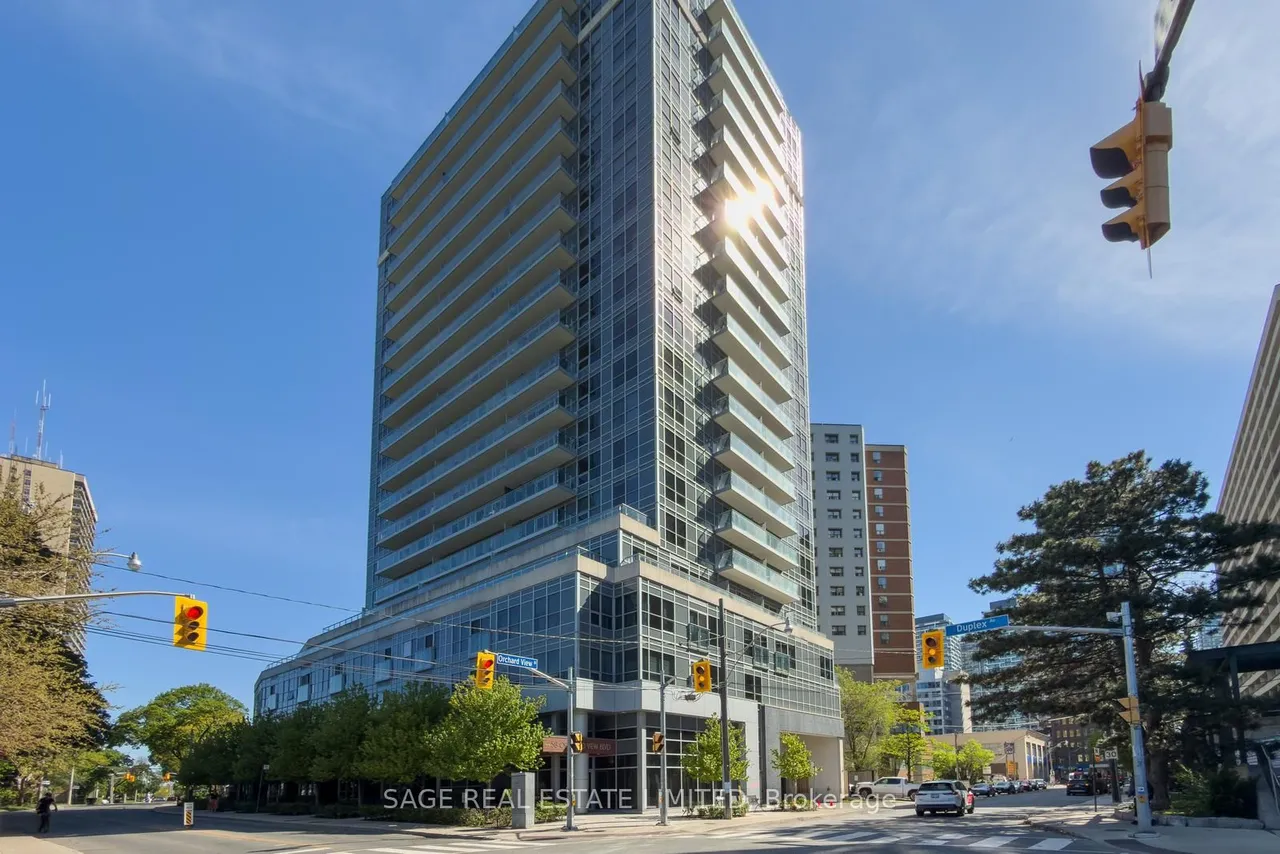 58 Orchard View Boulevard