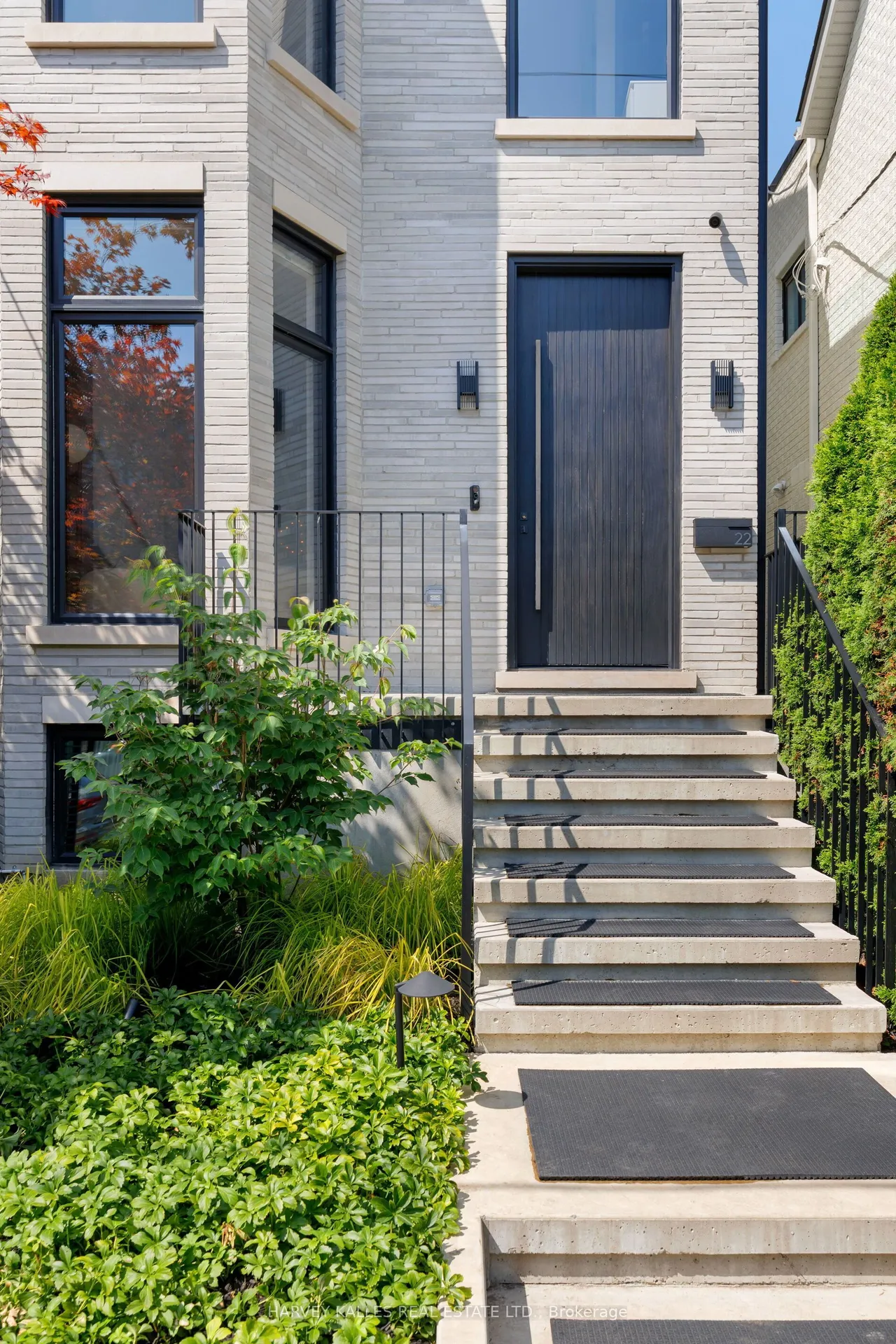 22 Foxley Street — photo 3