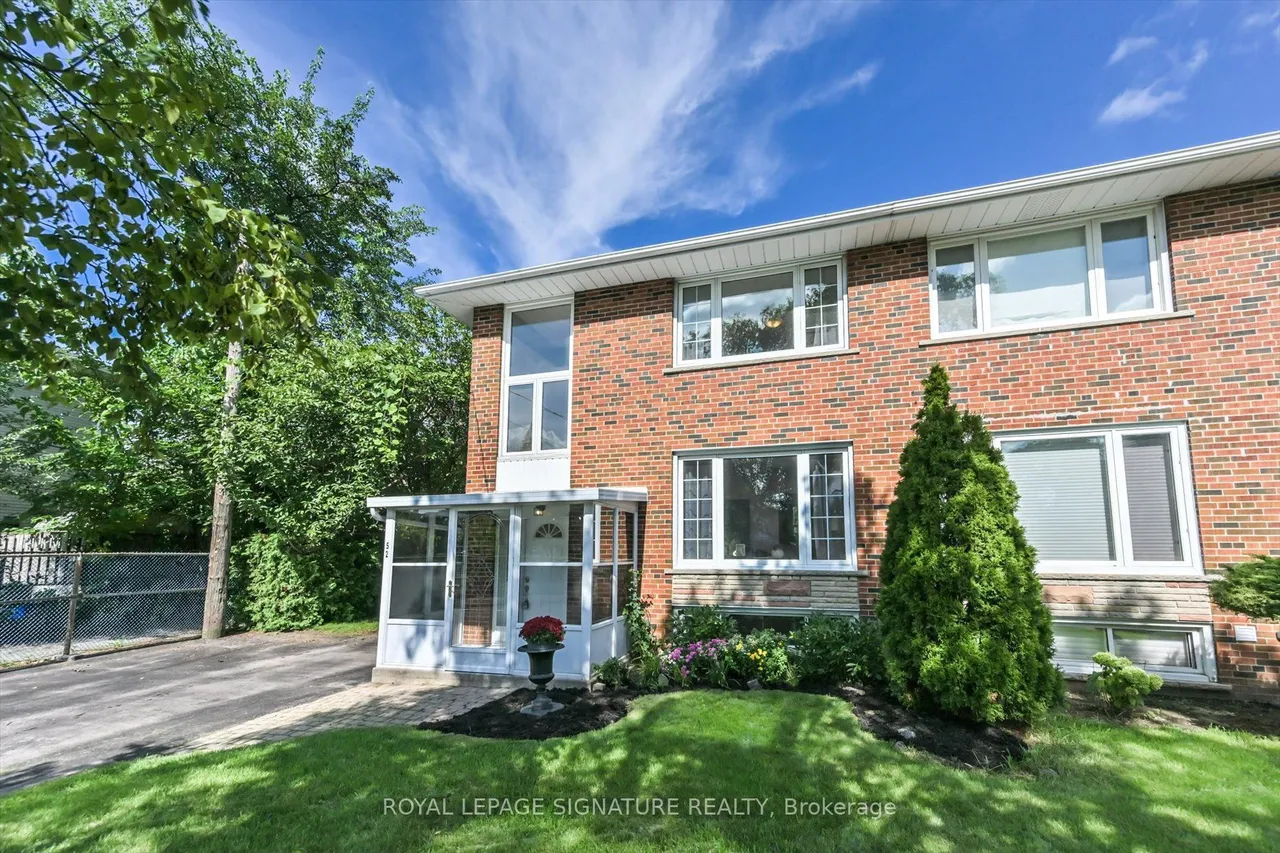 52 Daleside Crescent