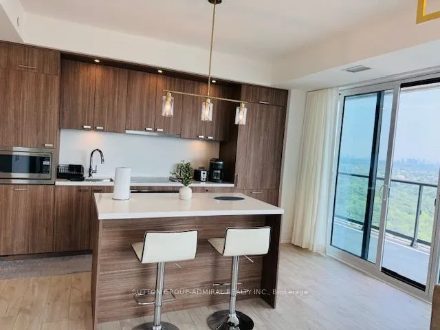 10 Inn On The Park Drive — photo 3