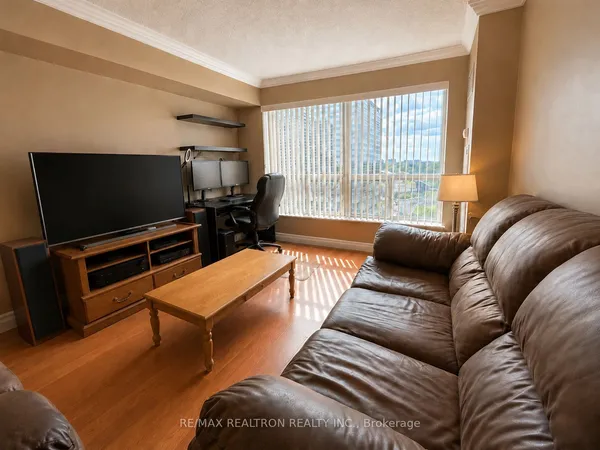 188 Doris Avenue — photo 2