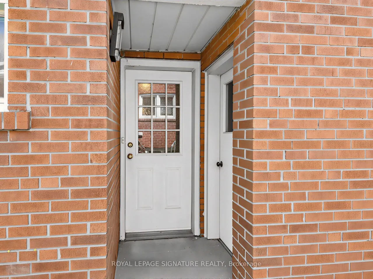 62 Dukinfield Crescent — photo 24