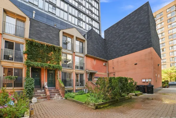 325 Jarvis Street
